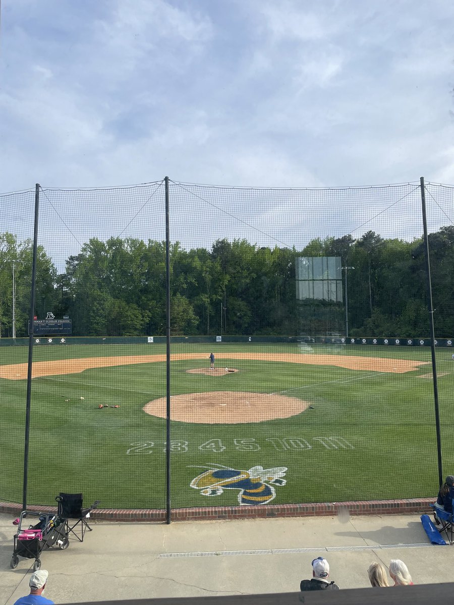 Austin Thomas tweet media