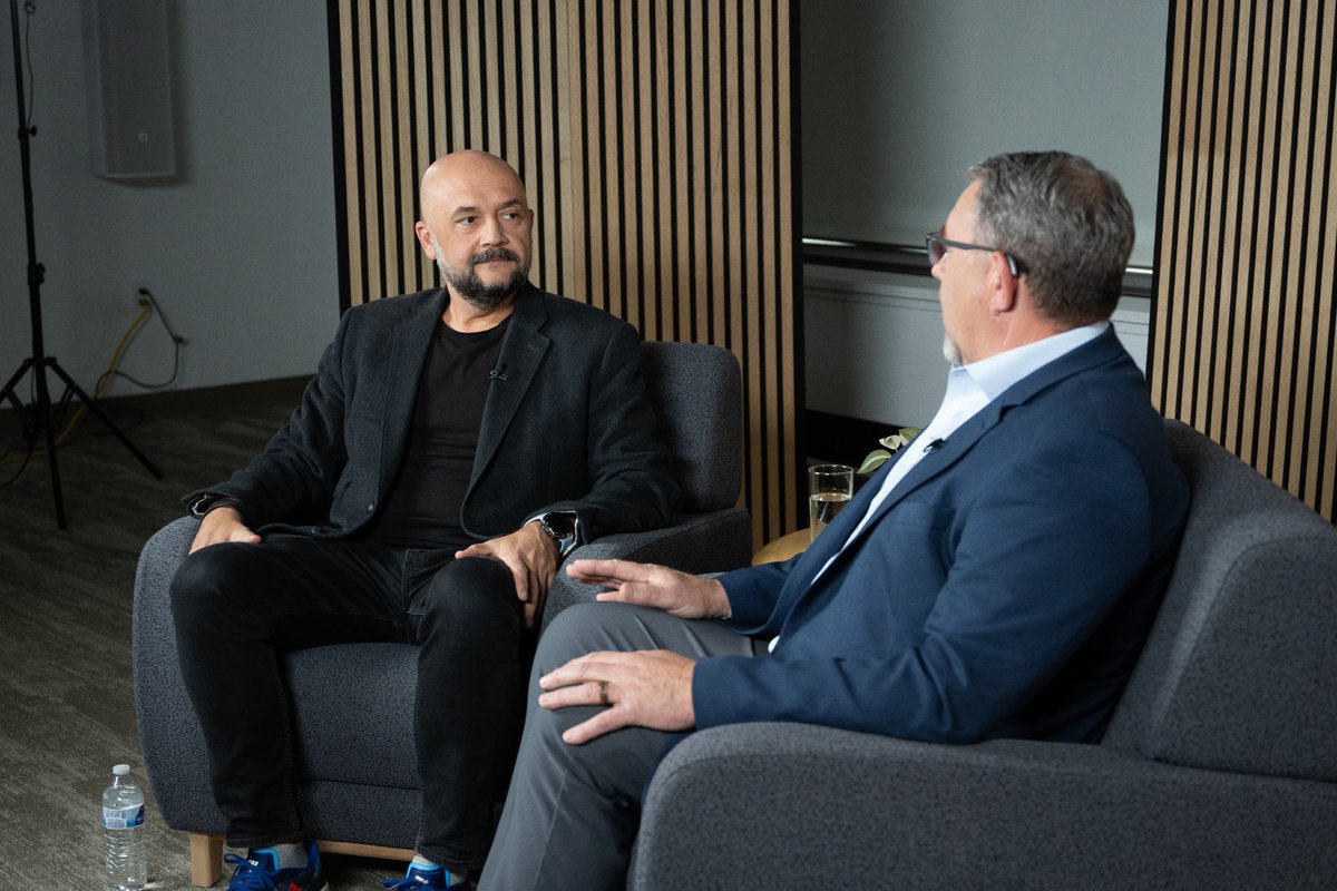 Excellent Mile High Films shoot in downtown Denver this week, with clutch work from make-up artist Marnie Brooks and stand-in extraordinaire Morgan Coffman. 

#denvervideoproduction #milehighfilms #interview #corporatevideo #filmcrew