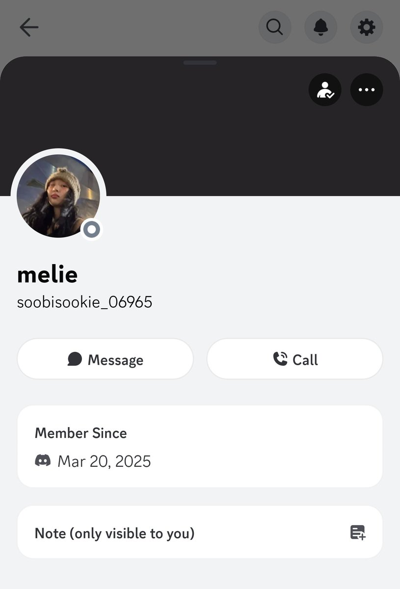 AmBdard's tweet photo. ⚠️ SCAM ALERT PLEASE REPOST ⚠️ 

Hi everyone, last week I got scammed by someone who claimed to sell bts tickets. They were letting tickets go at 350 instead of 1200 and I got delulu. I am making this thread so you guys won't lose money like I did 🙃
First, this is the person : https://t.co/dSj0jgAz43