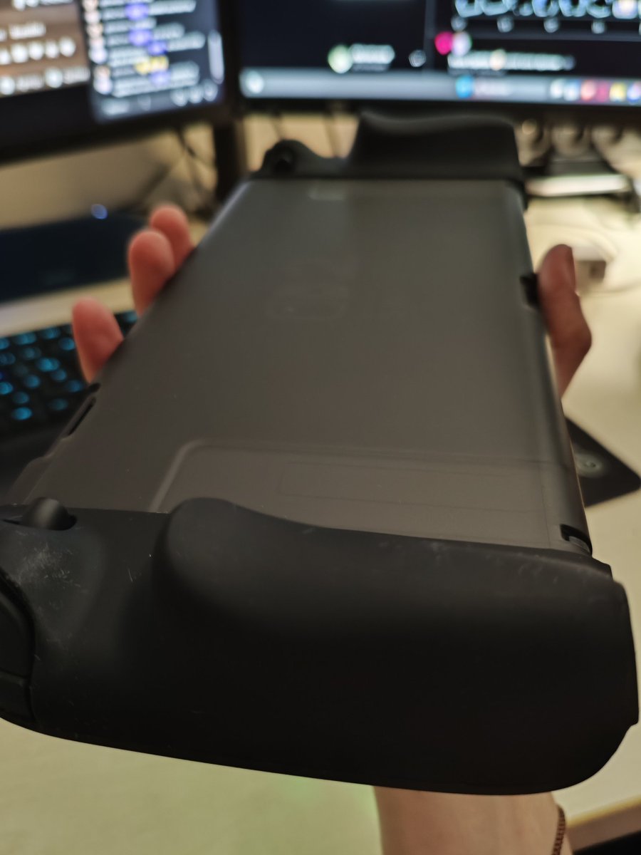 𝑪𝒉𝒊𝒓𝒆𝒕𝒓𝒆𝒂𝒎 tweet media