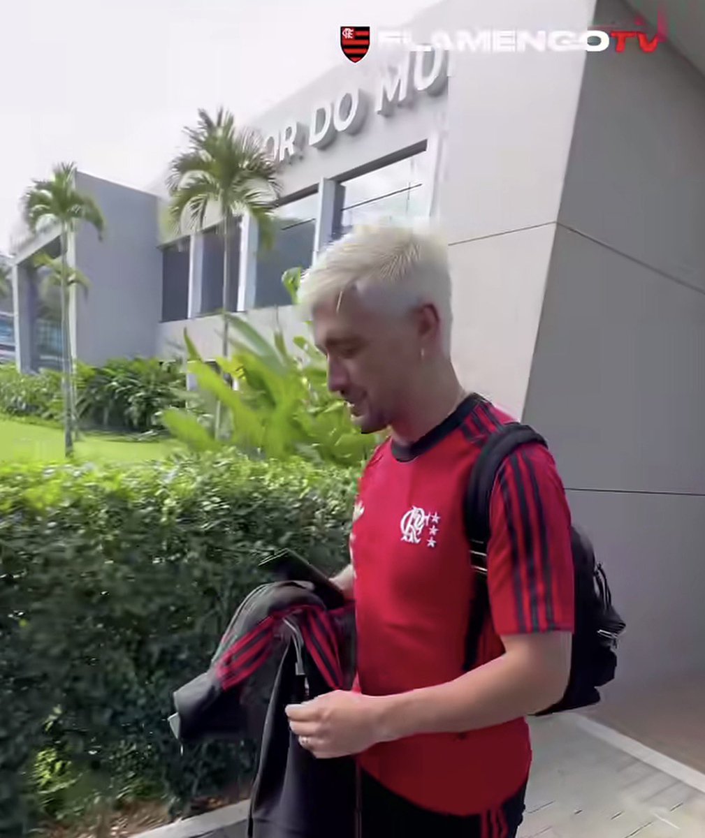 Bea pulo do jorginho SORRY tweet media