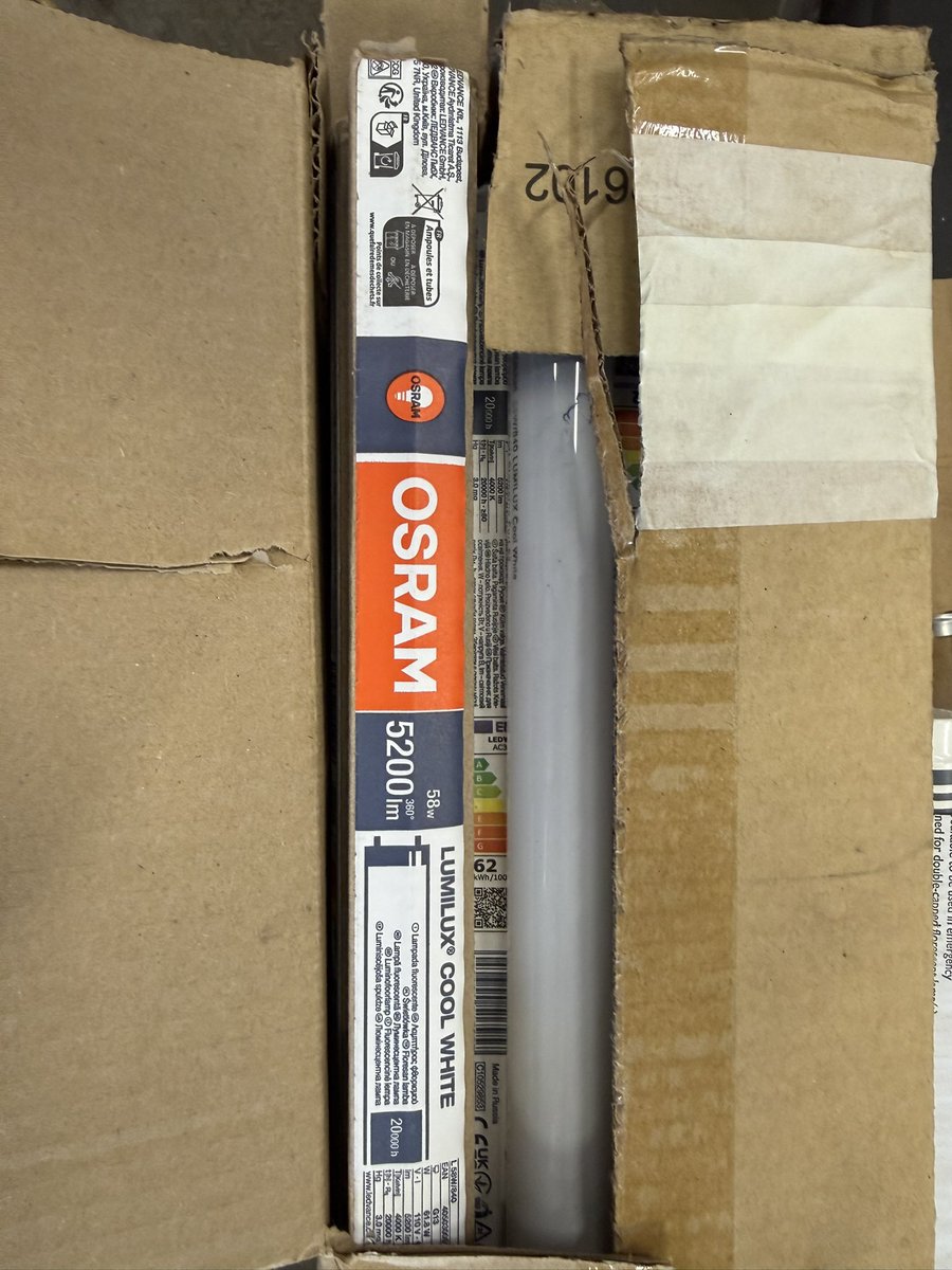 423417_GordonPettitt tweet media