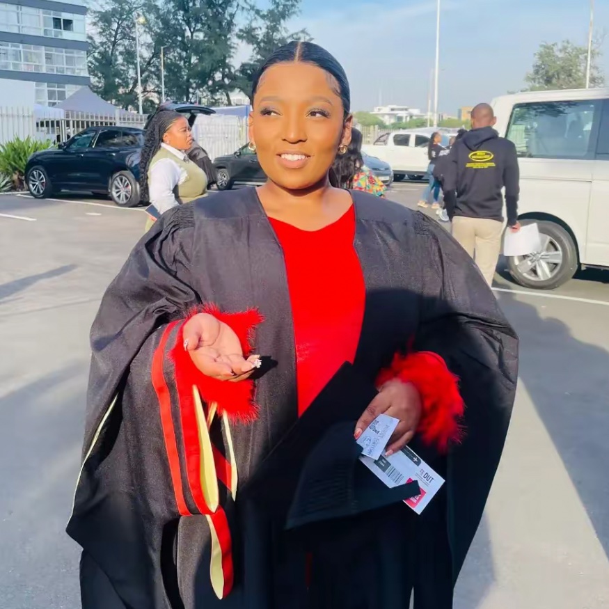 Dolce Vita waseNanda🍯🥀 tweet media