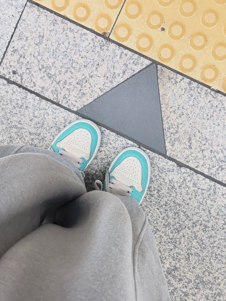 260408 #남지현 인스타그램 

근황 착착📚