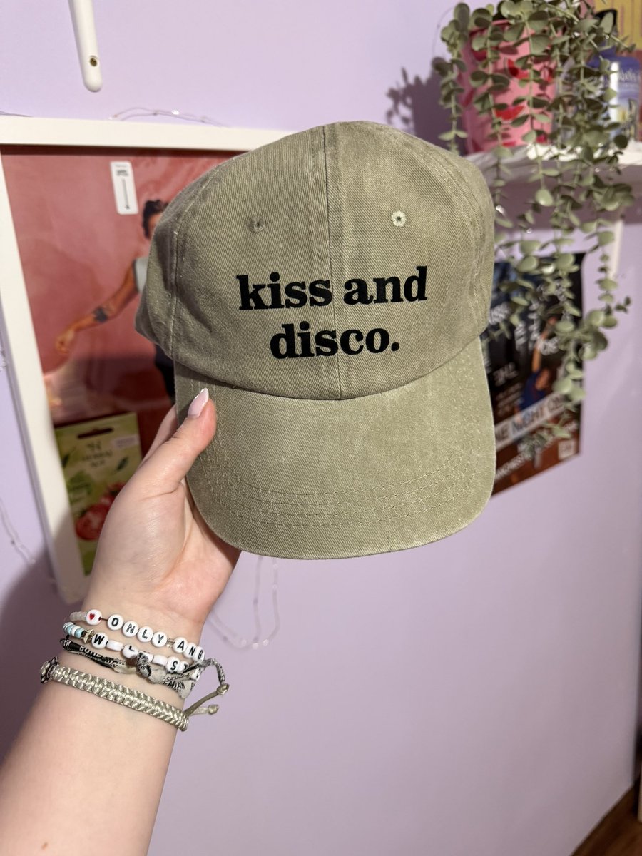 LÚART🌙 tweet media