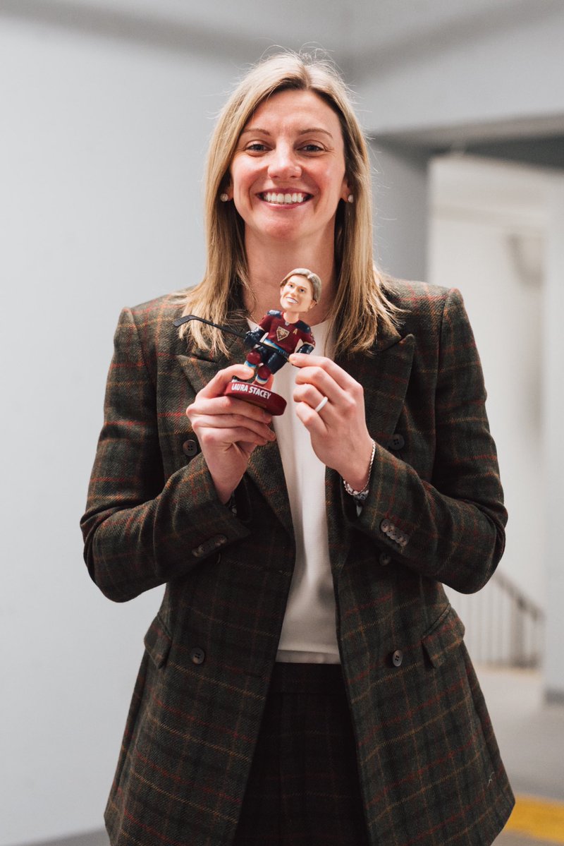 slug (loon fan) @ PWHL detroit tweet media