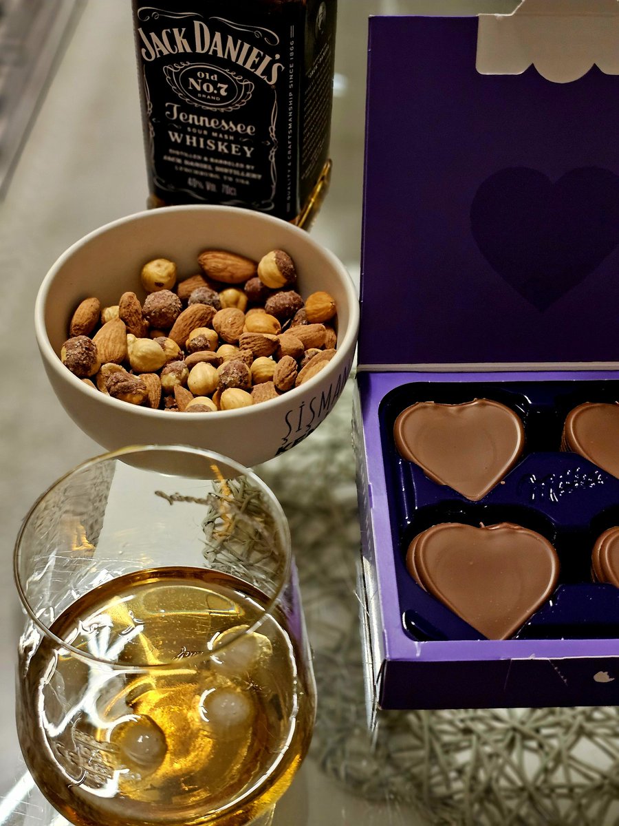 GReY  tweet media