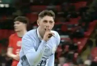 Golden Vicks tweet media