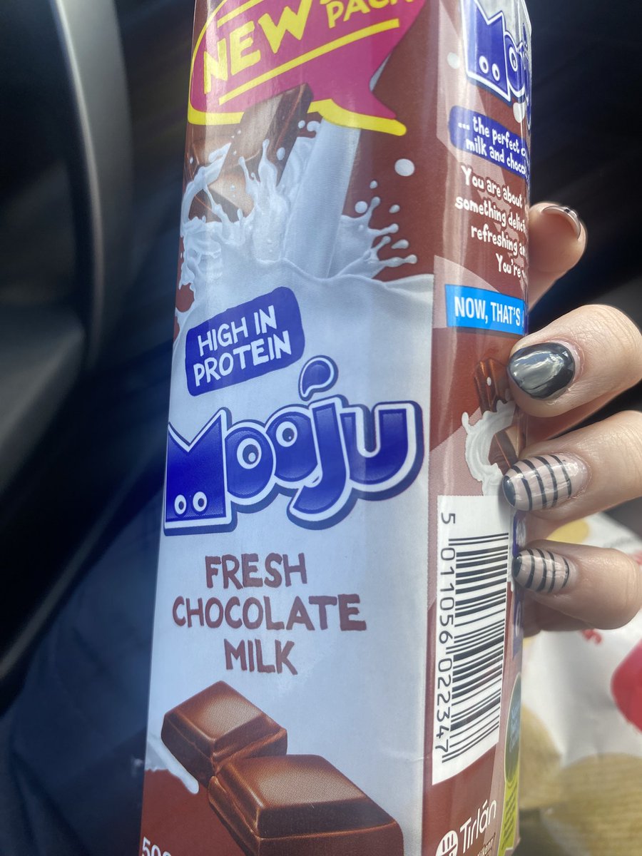 ana 💤 divine tweet media