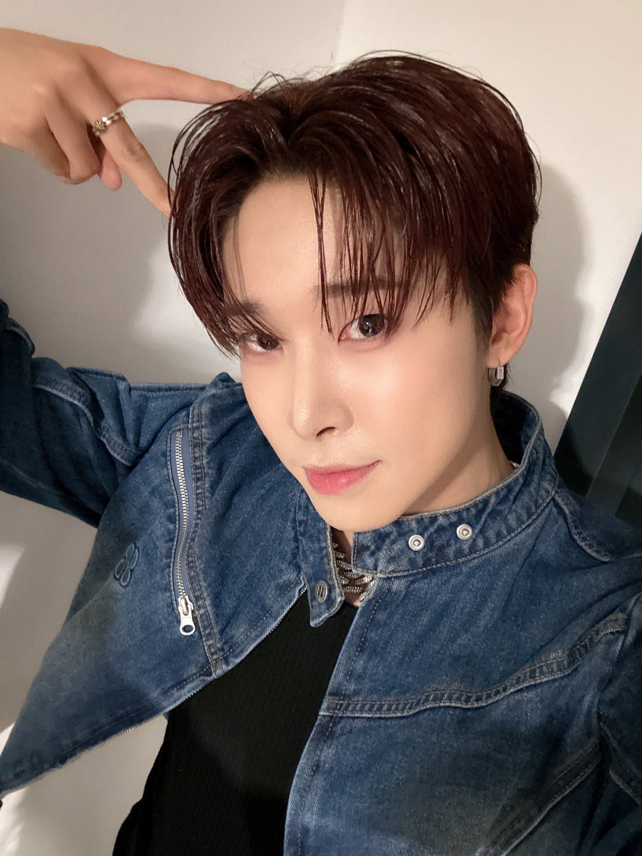 TRENDZ (트렌드지) tweet media