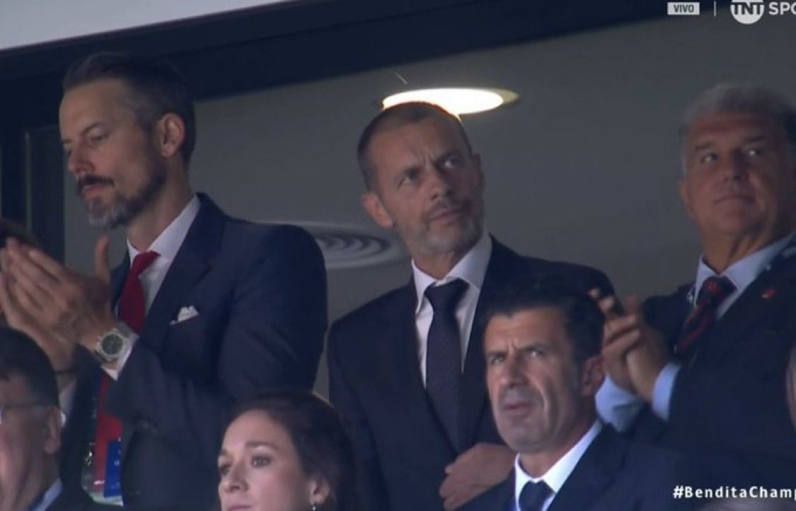 𝐟𝐞𝐝𝐞𝐯𝐚𝐥𝐯 tweet media