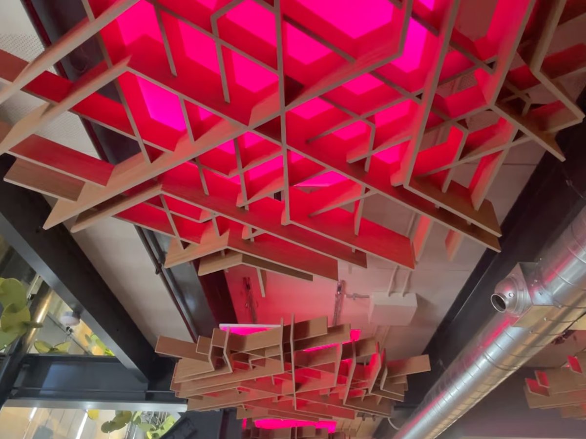 eoslightpanels's tweet image. What if your lighting could move, shift, and react?

Dynamic Light Panels bring RGBW color and motion into architecture with animated effects.

eoslight.com/product/dynami…

#ArchitecturalLighting #RGBLighting #LightingDesign #InteriorDesign #LEDLighting