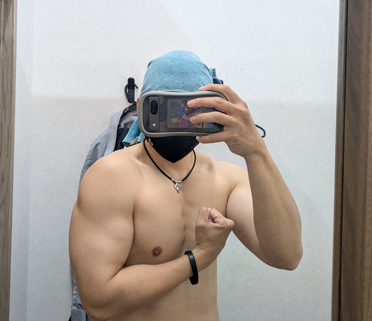 dokechibodymake's tweet image. おはよーございヤー🔥
パワー🔥
新生活3日目✨
超早朝ジムトレ生活いい感じ🥹✨
そんな生活を支えてくれるのがこの3層式シェイカー✨
ひとつで液体、錠剤、粉状のサプリIN😳
ジムから直接仕事行くので重宝🥹
#smartshake
#smartshakejapan
#スマートシェイク
#いつでもどこでもスマートシェイク
#PR