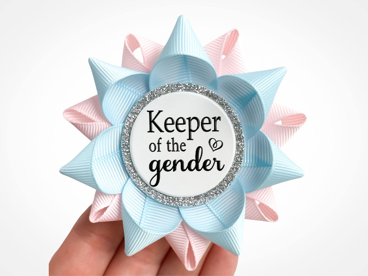 PPerceptions's tweet image. Keeper of the Gender Pin, Neutral Pink and Blue Gender Reveal Party Decorations, Light Blue and Pale Pink tuppu.net/8936bfff #Etsyshop #eventplanning #events #shopsmall #babyshower #shoppingonline #partyplanning #weddings #shopping #GenderRevealParty