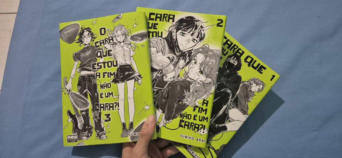 pinguim rosa tweet media