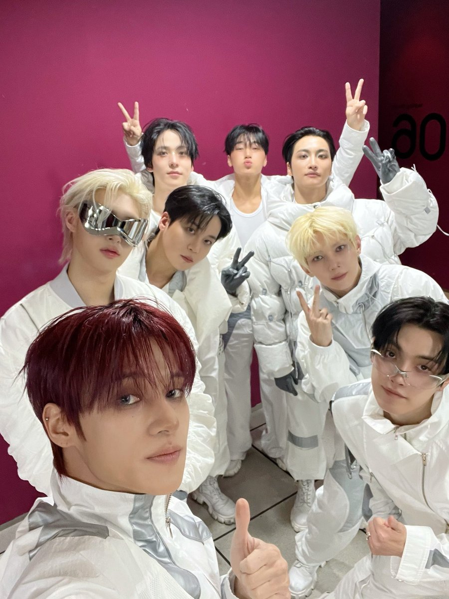 Kpop Chartz tweet media