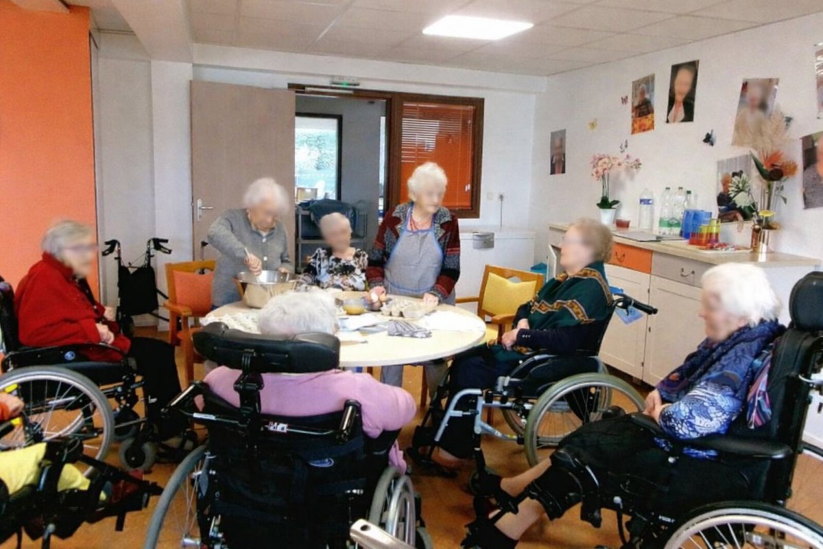 Fdesouche.com est une revue de presse tweet media