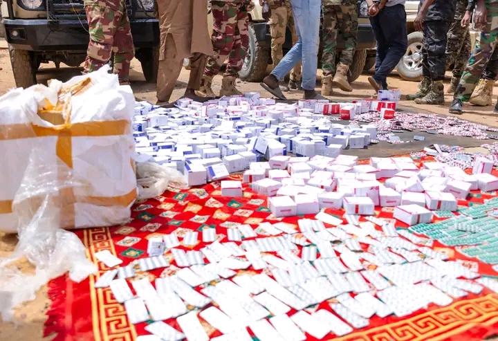 مــَـــازّنْ tweet media