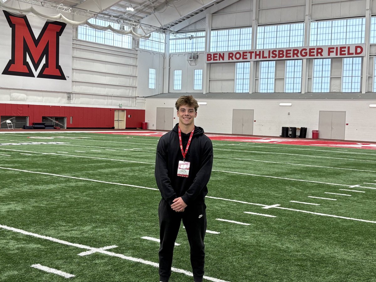 ChaseH_28's tweet photo. Had an amazing time @MiamiOHFootball today! Thank you to the coaching staff for having me at spring practice. It was a great experience being around the program and the culture. Hope to be back again soon! 
@coach_nowicki @CoachPlum_ @CoachBrechin @Martin_Miami_HC https://t.co/fTHanABOrm