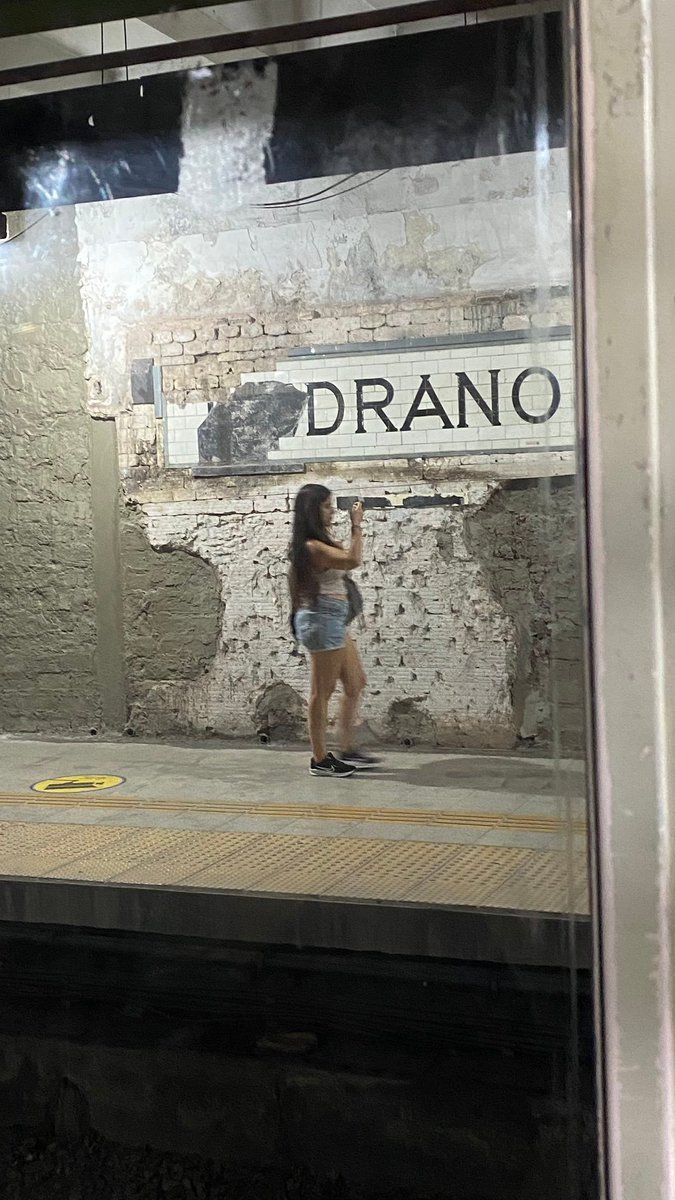 armas sexo y aprietes tweet media