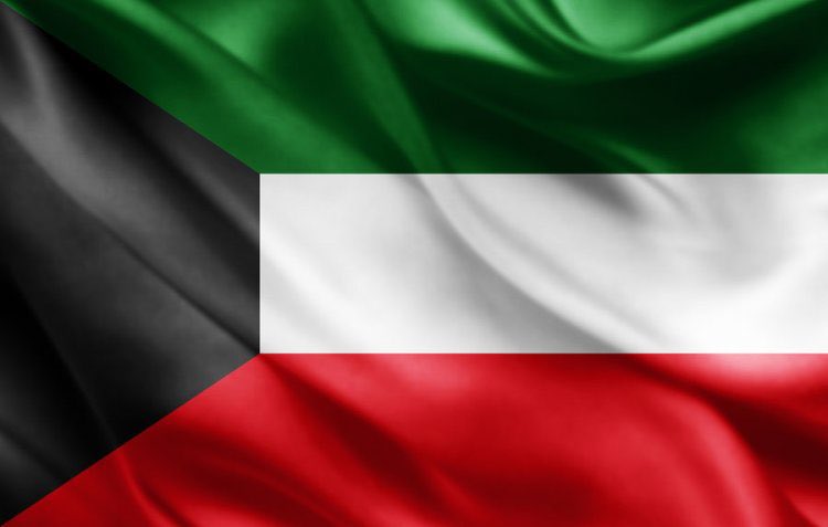 3z0biQ8's tweet photo. على علوّ الساريه يا علم رف
رايـــه يثمنهـا الكفـو لا عرفها

يشرفه من عندهم شيمه وعرف
وما باعه إلا ناس باعت شرفها

#الكويت_خط_أحمر https://t.co/00RDXqGhQf