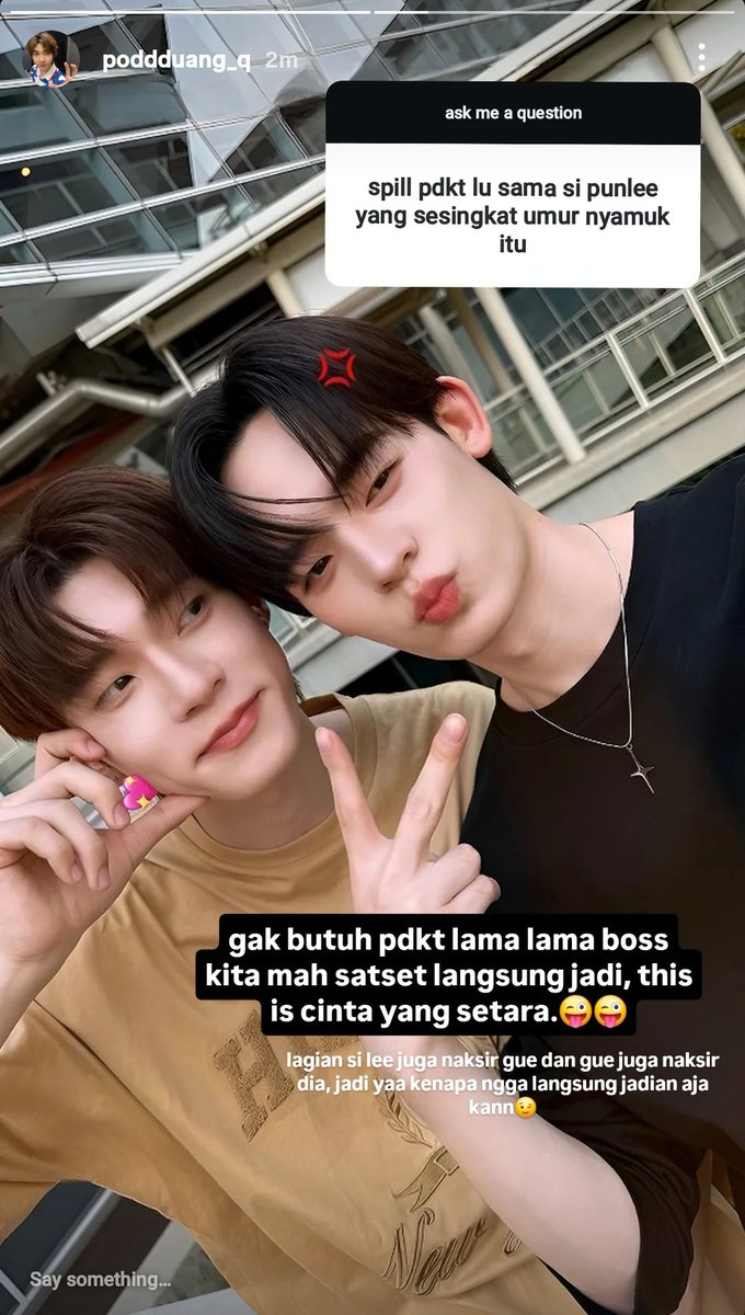 ݁ tweet media