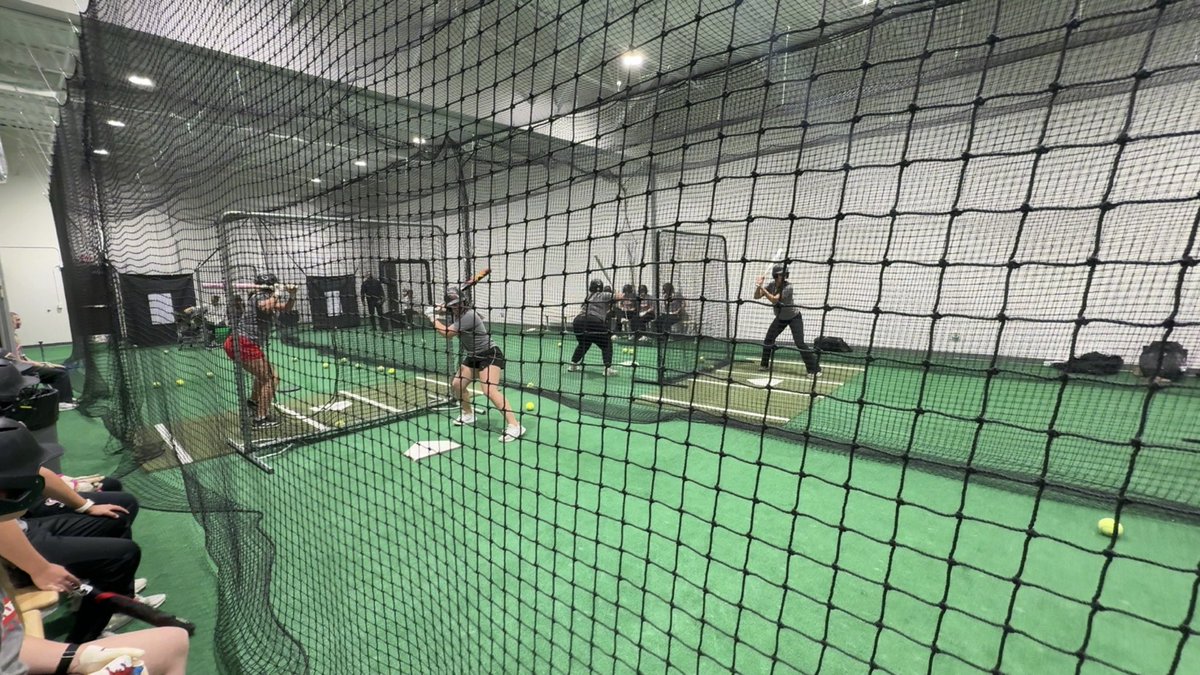 Erin Sharpe tweet media