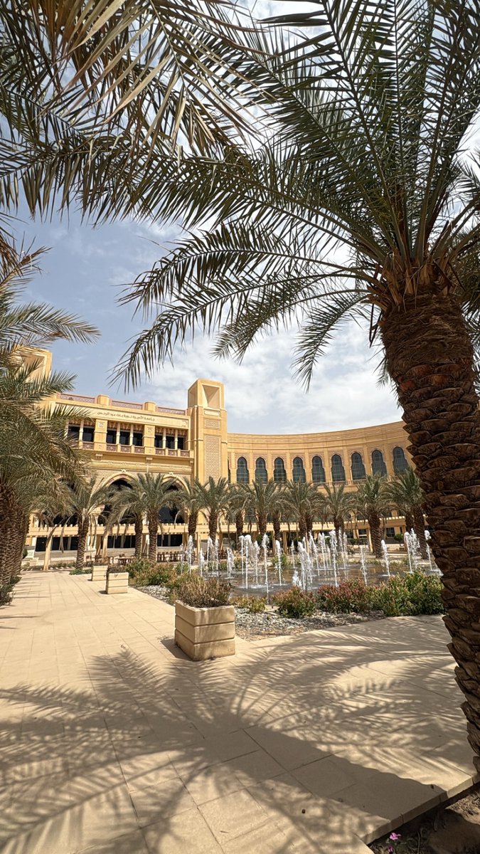 ســارة tweet media