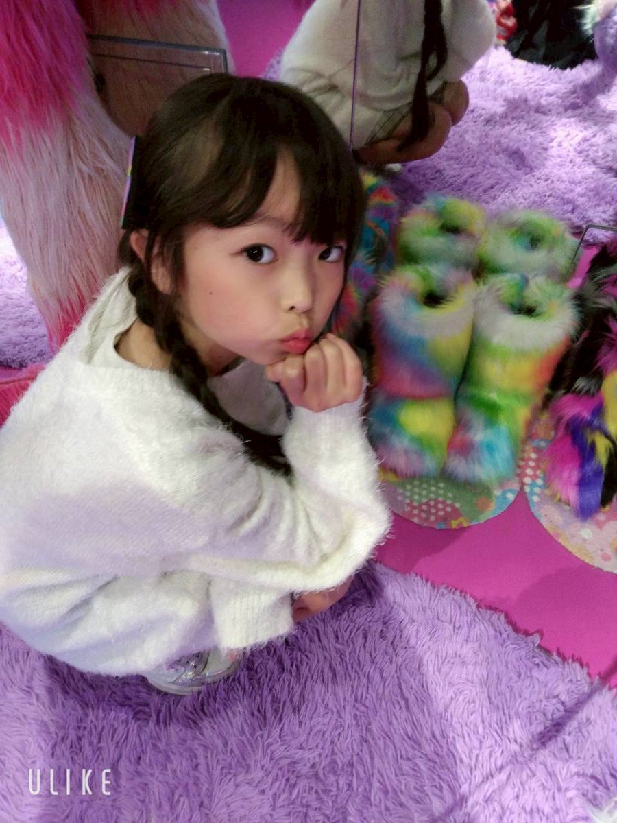 華山結名 tweet media