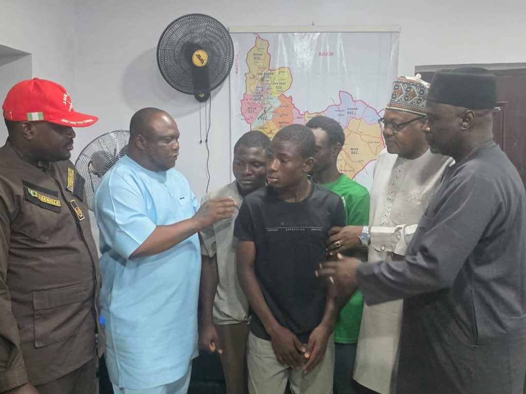 Mallam Abdulsalam Ahmad tweet media