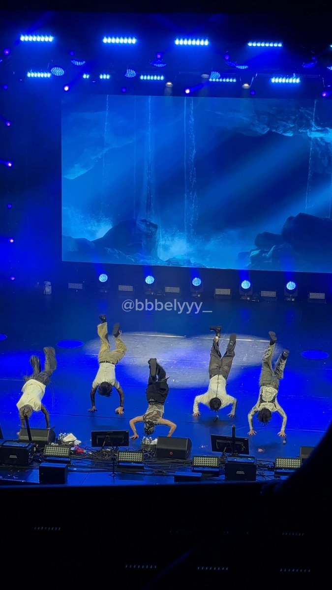 bely | viu o lykn🐺🩵 tweet media