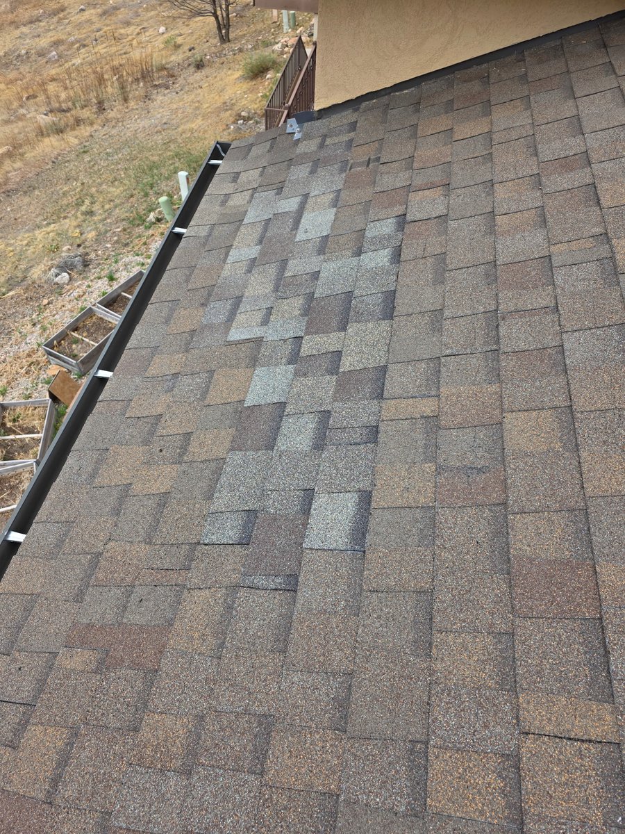 JoshBro12398382's tweet image. Need a roofer who actually shows up and won't break the bank? 🔨 Whether it's storm damage or just time for an upgrade, get a pro who knows the industry inside and out.
📍 Serving Longmont and surrounding areas.
📞 720-597-6232
#RoofingPro #LongmontCO #HomeImprovement