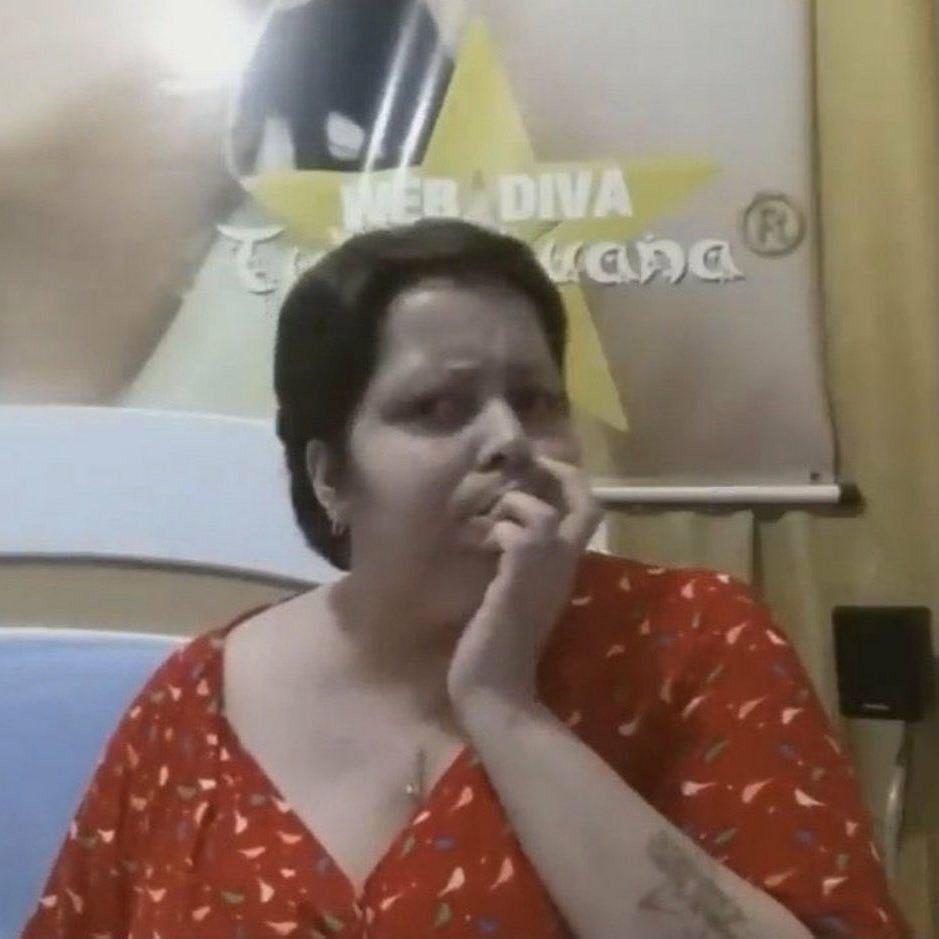 yas lee ⚢ tweet media