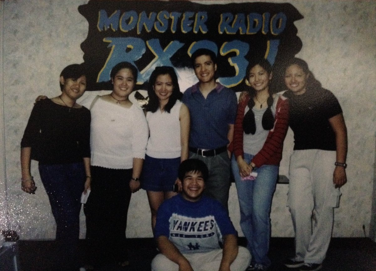 almacchiato's tweet photo. #SpringCleaningFinds a couple of my best finds when I cleaned my room before ai migrated #TheMorningRush @RX931 https://t.co/SbXTlxDcDD
