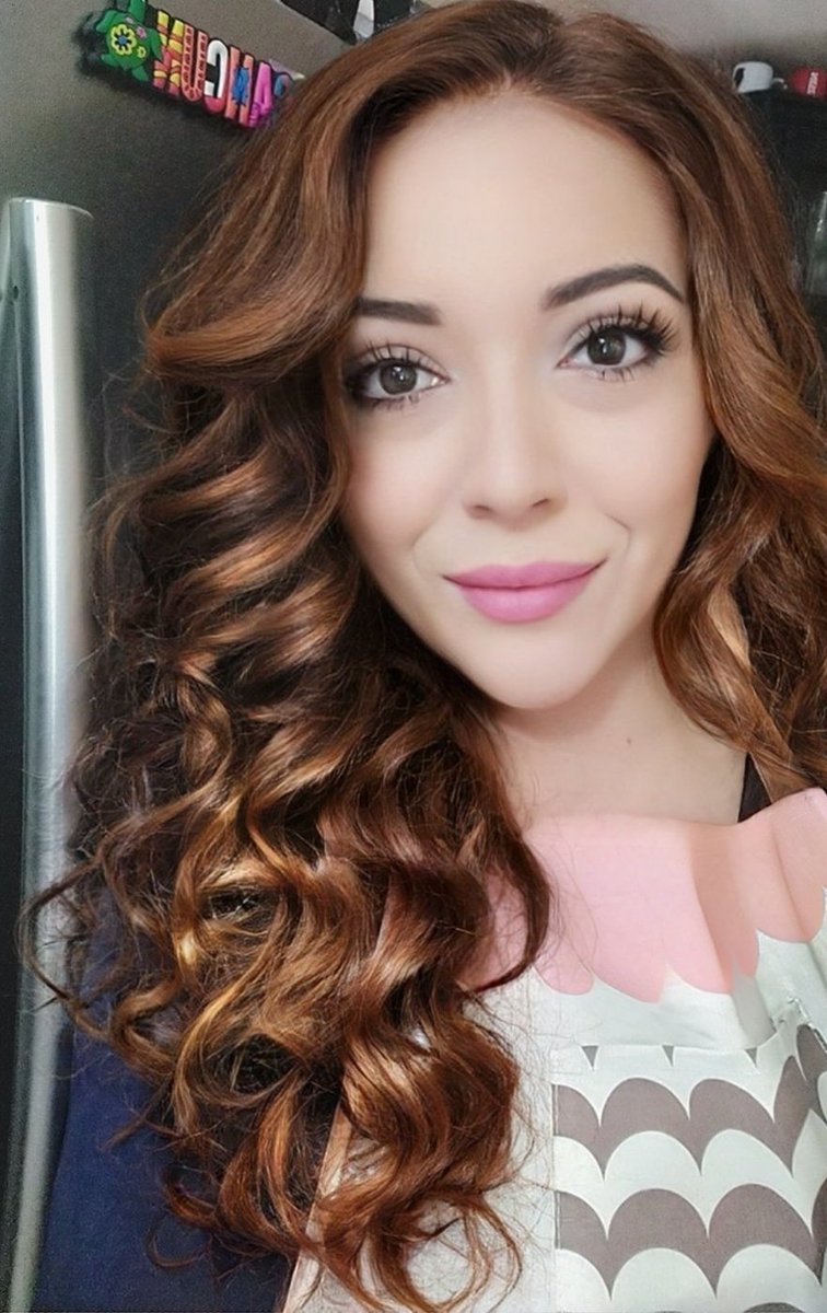 Nikki ☕ tweet media