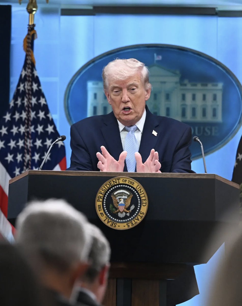 Edward Wong tweet media