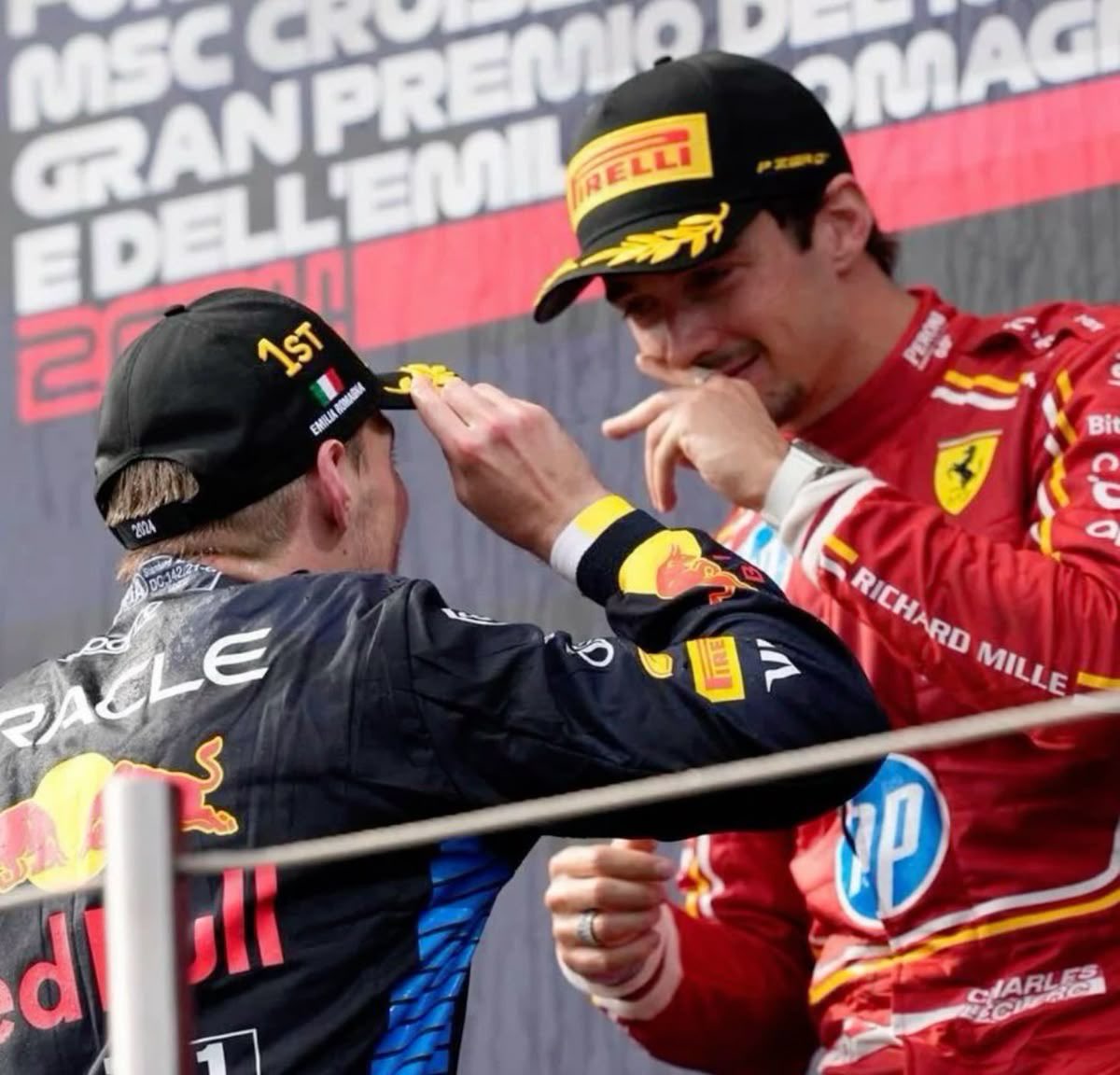 milu 𖤐.ᐟ tweet media