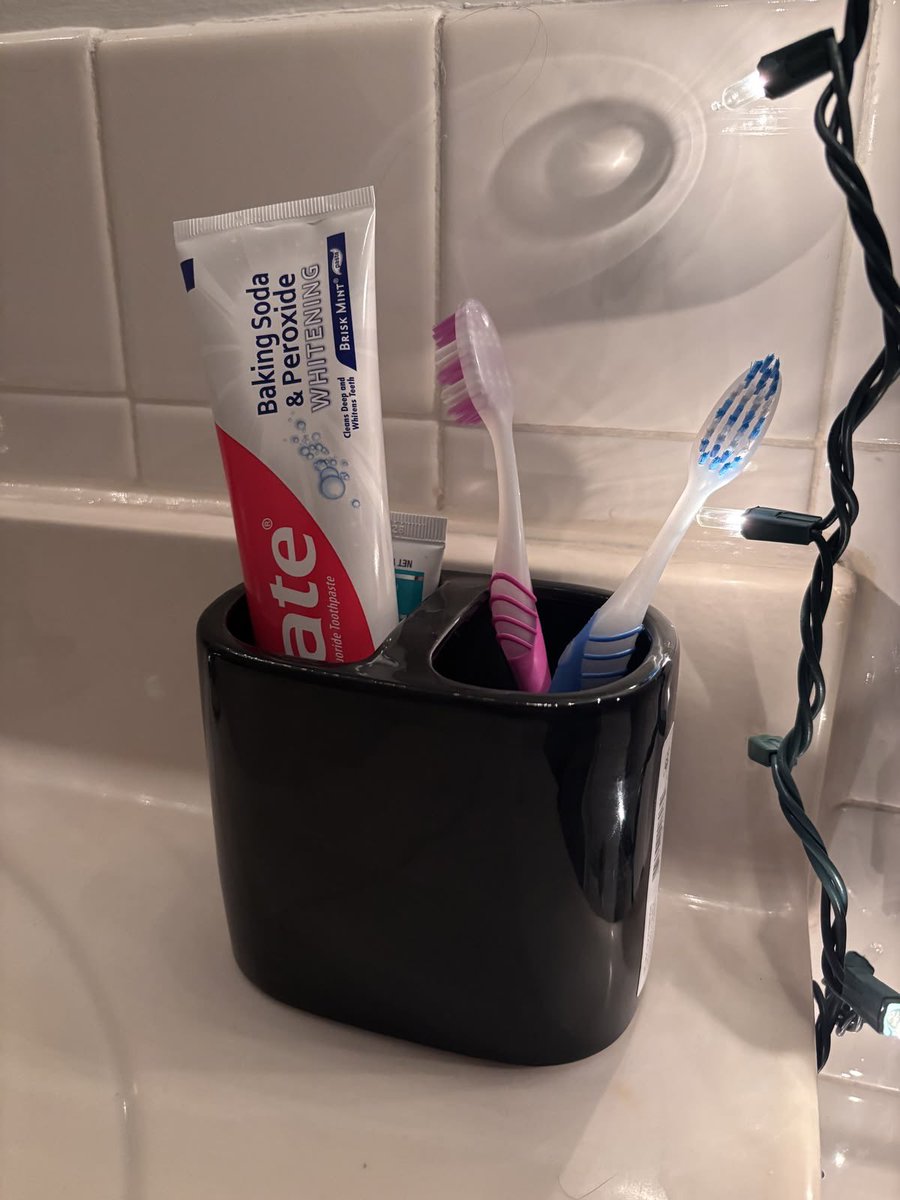 JRWIcMotivation's tweet photo. Brush your teeth for Ghastra! 👻💐🪥 https://t.co/7SSE6z6Jxg
