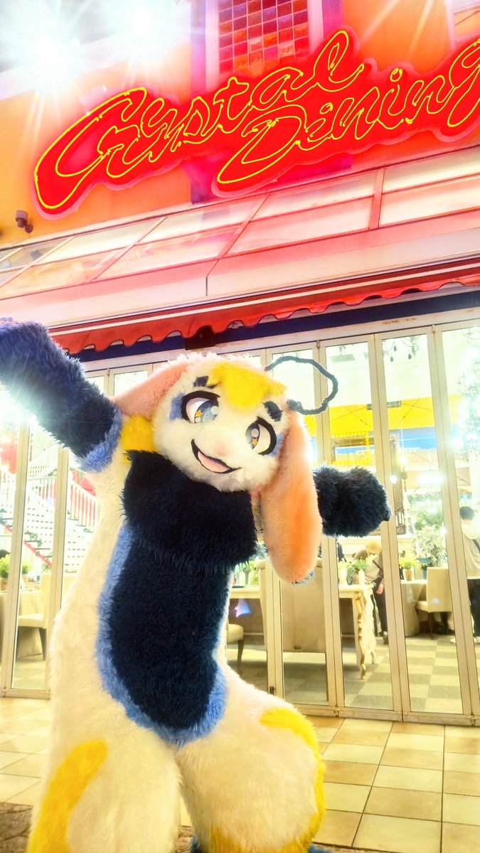 かろん tweet media