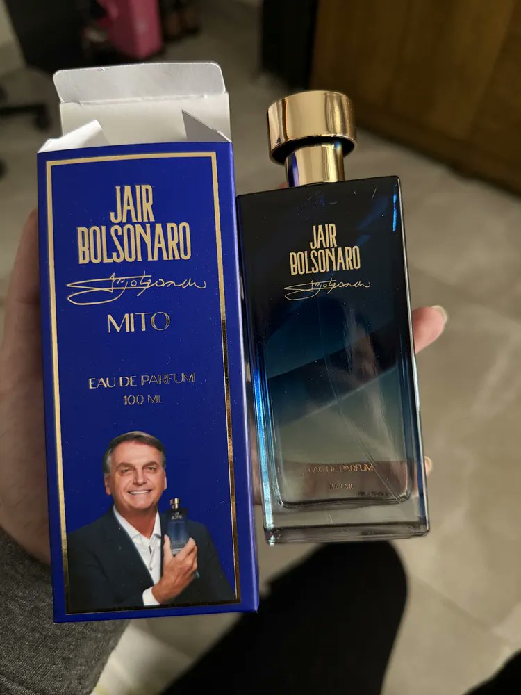 aqui seu perfume tia milena, comprei agora