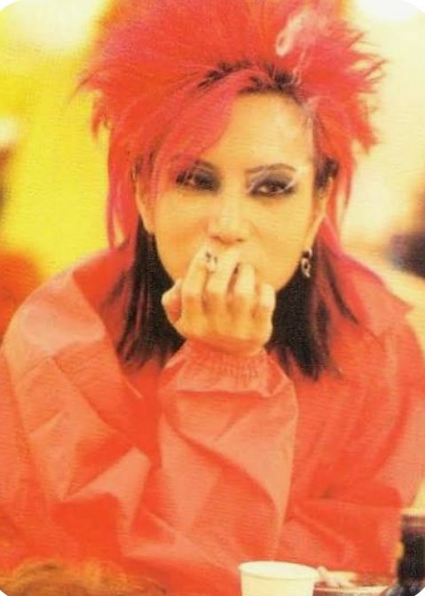 h_blackstar（本物） tweet media