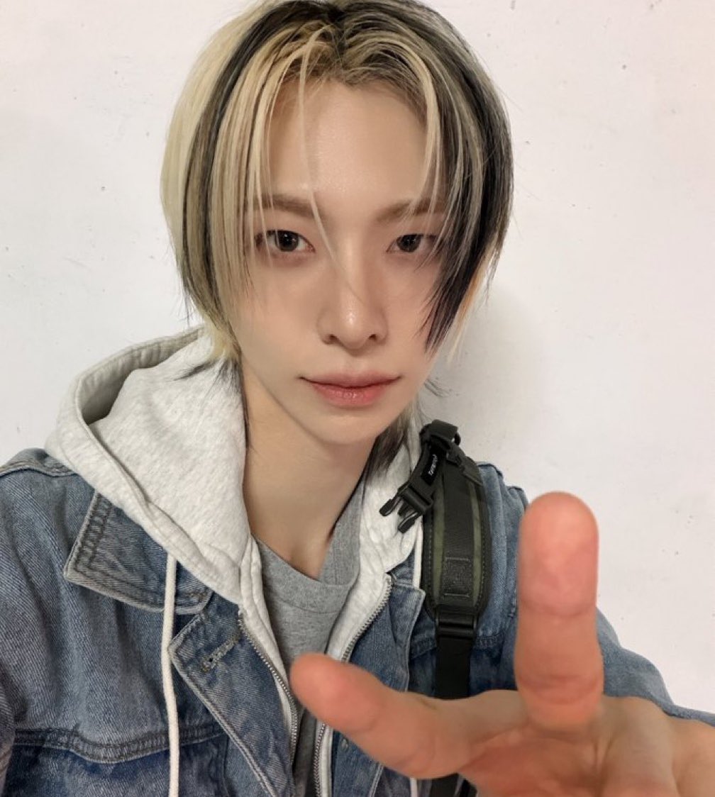 &nene | GOD tweet media