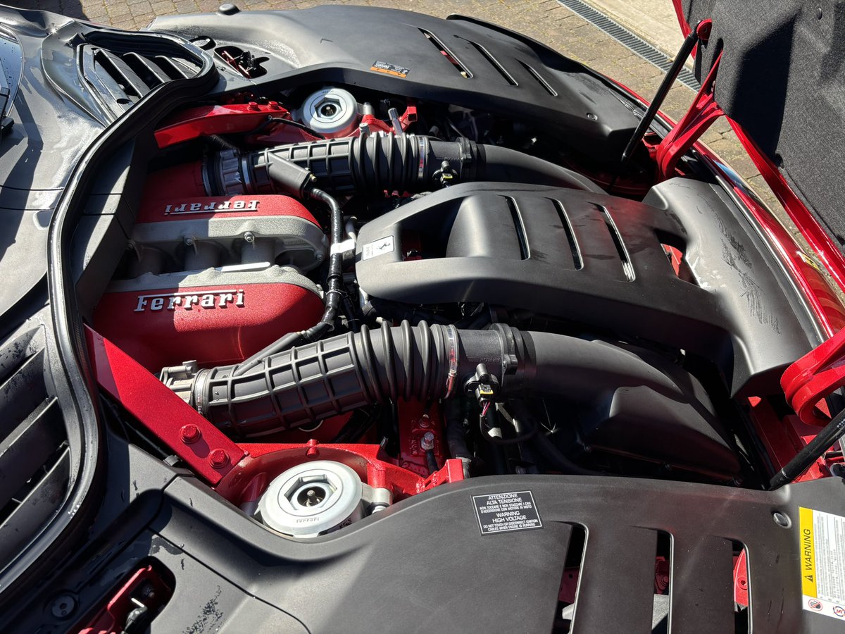 MobileCarSpa's tweet image. Ferrari Purosangue with its 6.5L V12 engine is a true super car and an absolute pleasure to work on today.
Safe wash, clay treatment, followed by a polish and protected using Gtechniq CSL. 

mobilecarspa.co.uk
#gtechniq #ferraripurosangue #ferrari  #detailingworld #detailing