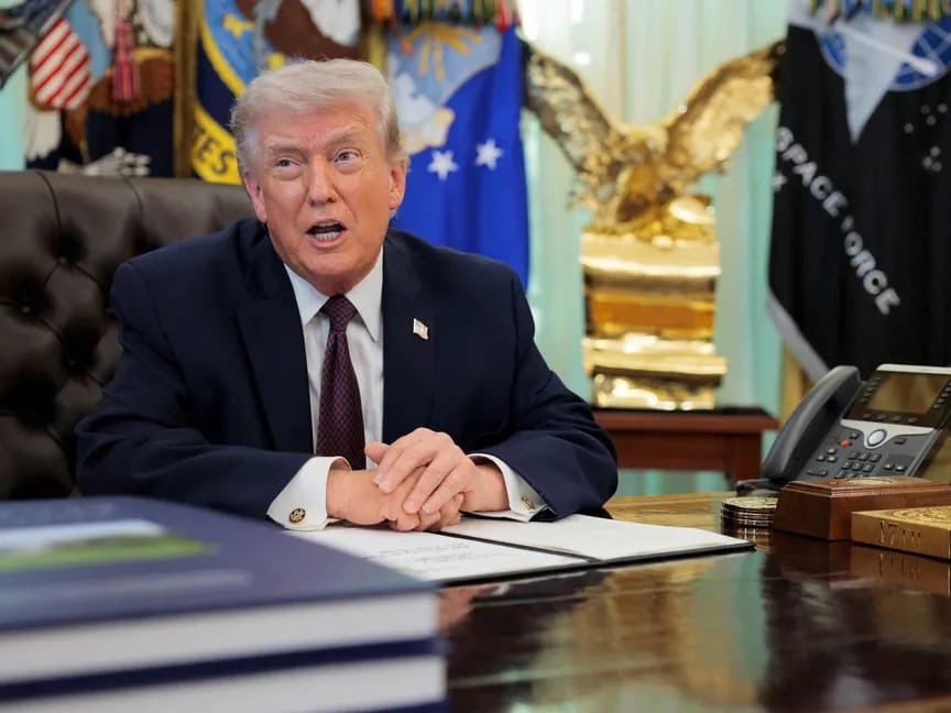 ترامب: «المشكلة المزمنة مع إيران تقترب من الحل» ووافقت على تعليق القصف بعد محادثات مع رئيس وزراء باكستان