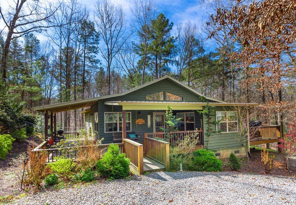 Explorer tweet media