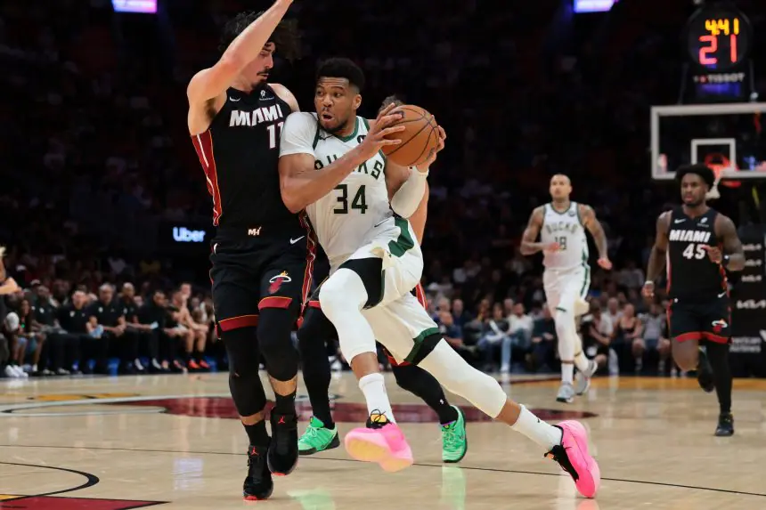 AhnFireDigital's tweet photo. REPORT: The Miami Heat and New York Knicks are at the top of Giannis Antetokounmpo's trade wish list as he heads for an inevitable split with the Bucks

(via @HeatNationCom) https://t.co/NwCL461SfZ