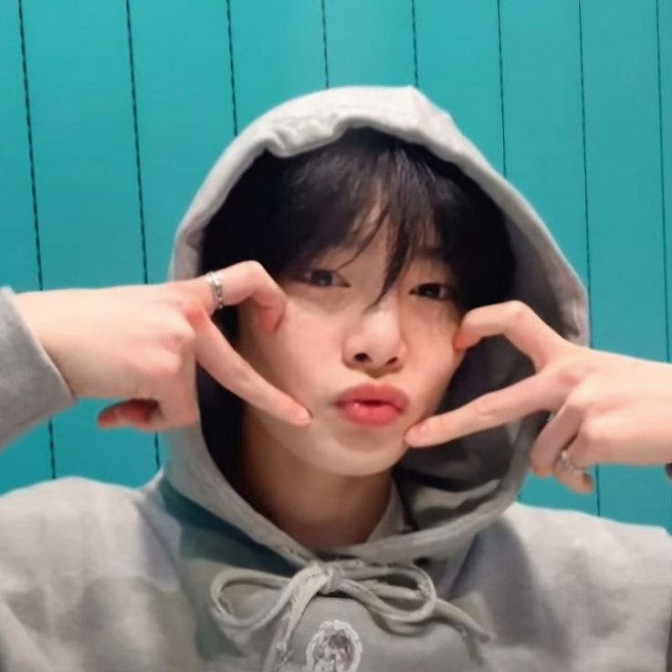 ⋆。˚ prissy tweet media