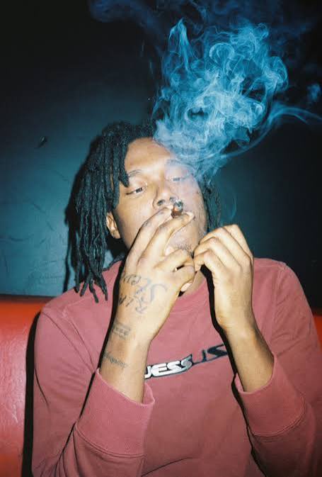 That shi beating LUCKI ASS rn 😂