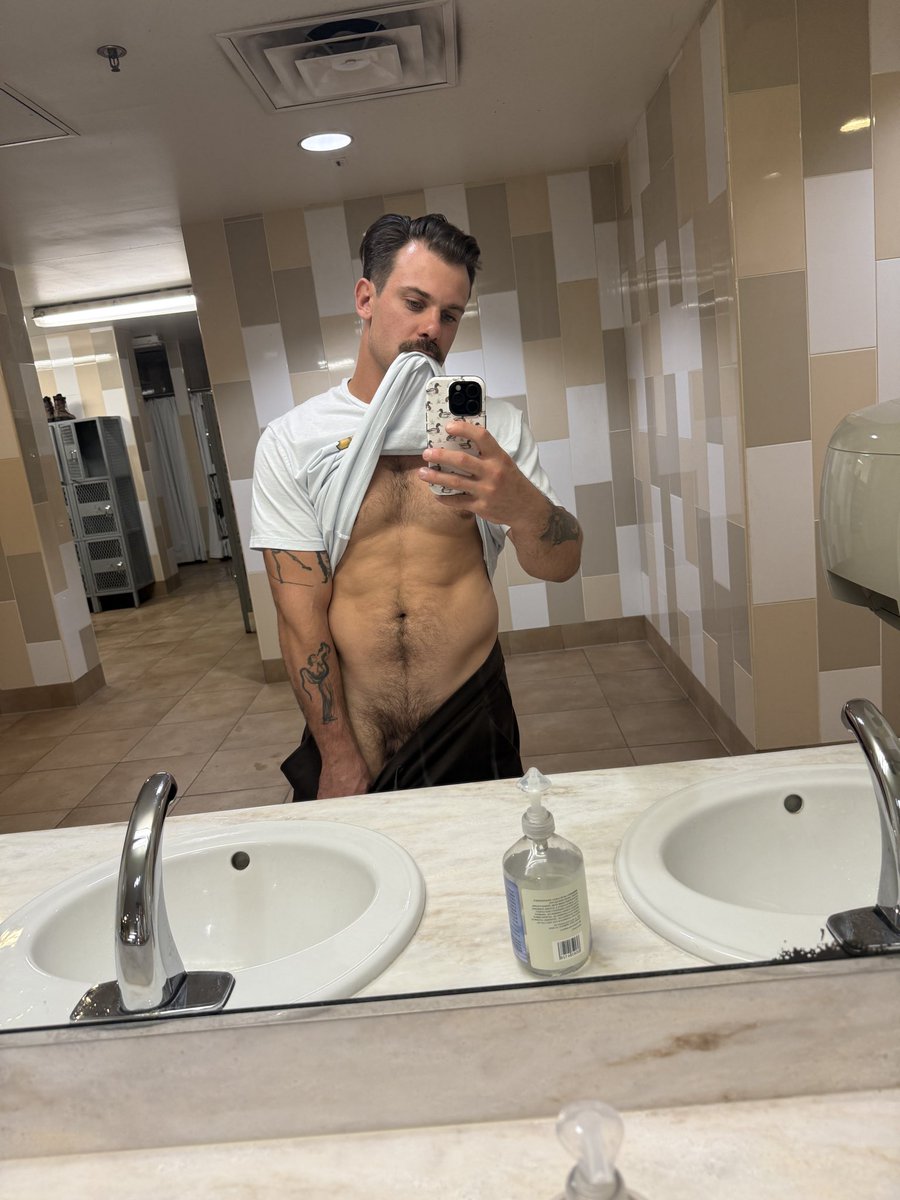 Crixus Alexander tweet media