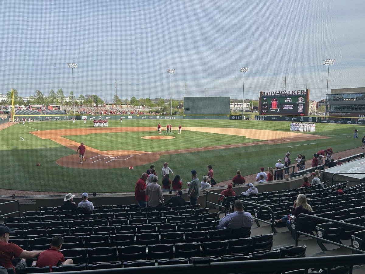 JackAllenTV's tweet image. Gearing up for a midweek in-state showdown between #Arkansas and Little Rock. 

The Razorbacks have lost 6 of their last 7 and now face a Trojan team that is 1 GB of first in the OVC.